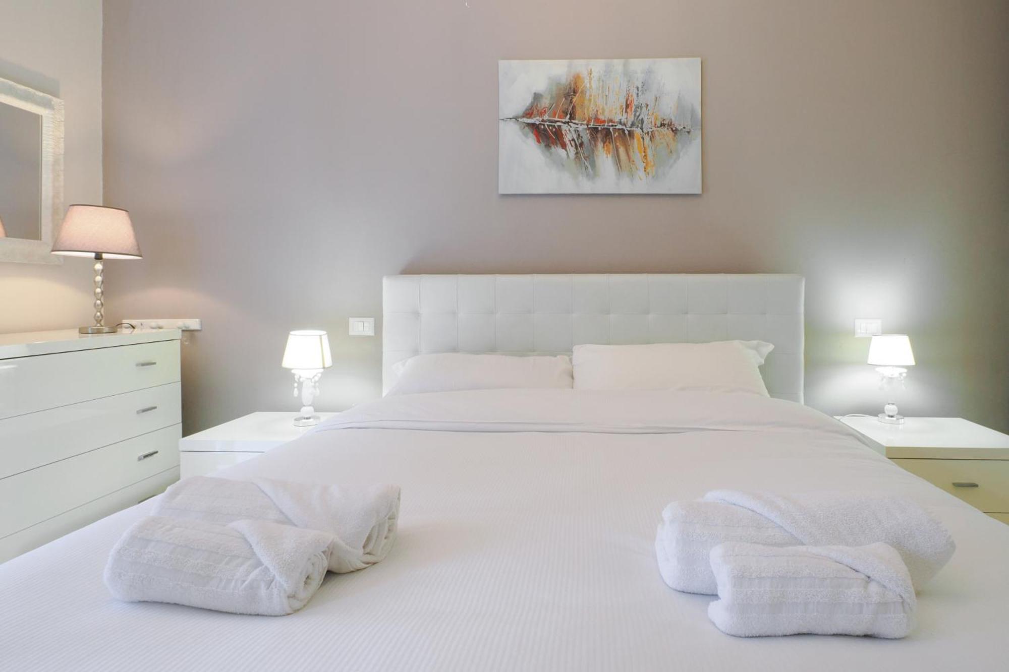 Primopiano - Zumbini B Apartment Milan Luaran gambar