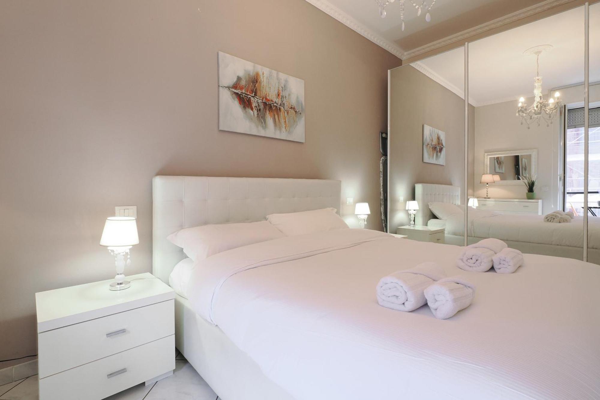 Primopiano - Zumbini B Apartment Milan Luaran gambar