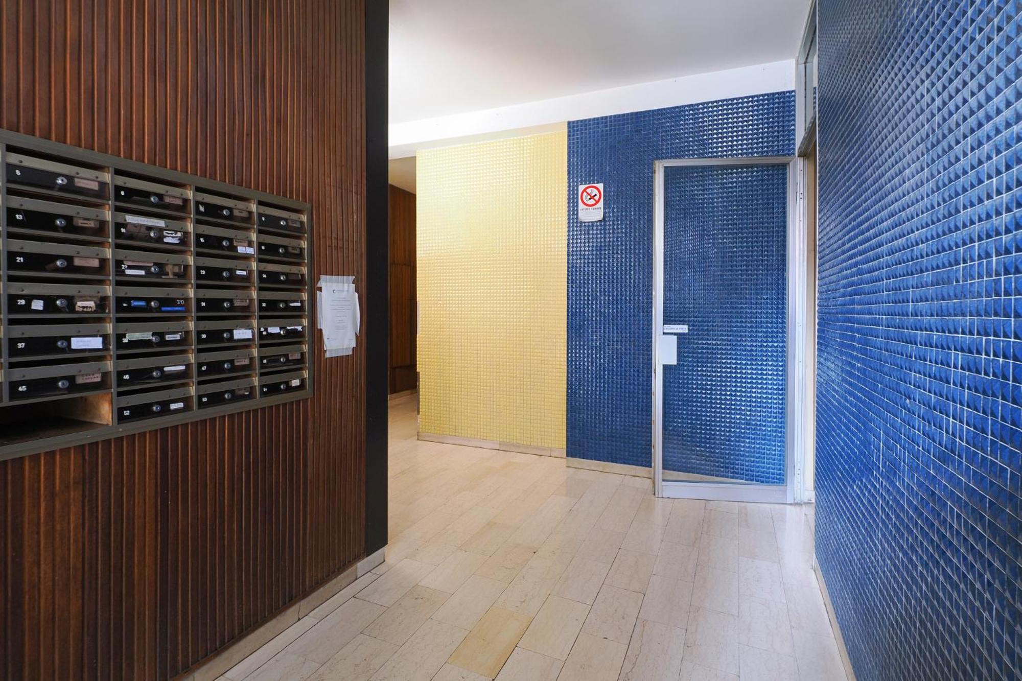 Primopiano - Zumbini B Apartment Milan Luaran gambar